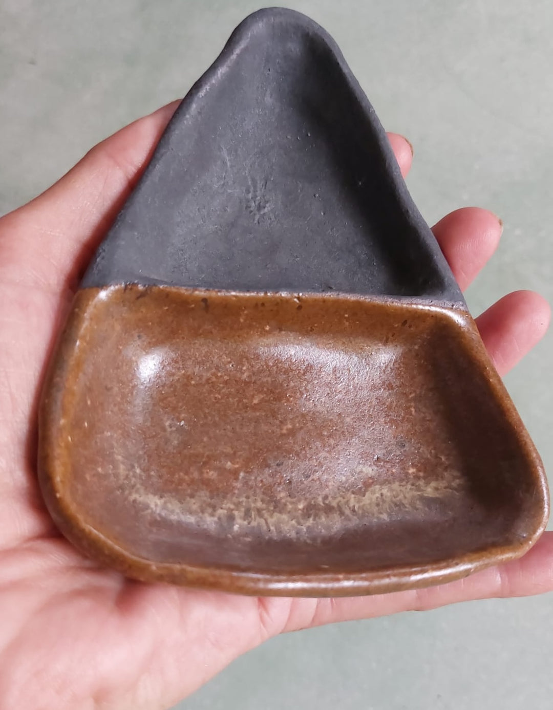 Triangle Ceremony Burner - Tan